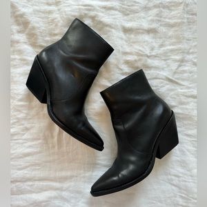 Dolce Vita Volli boots size 8
